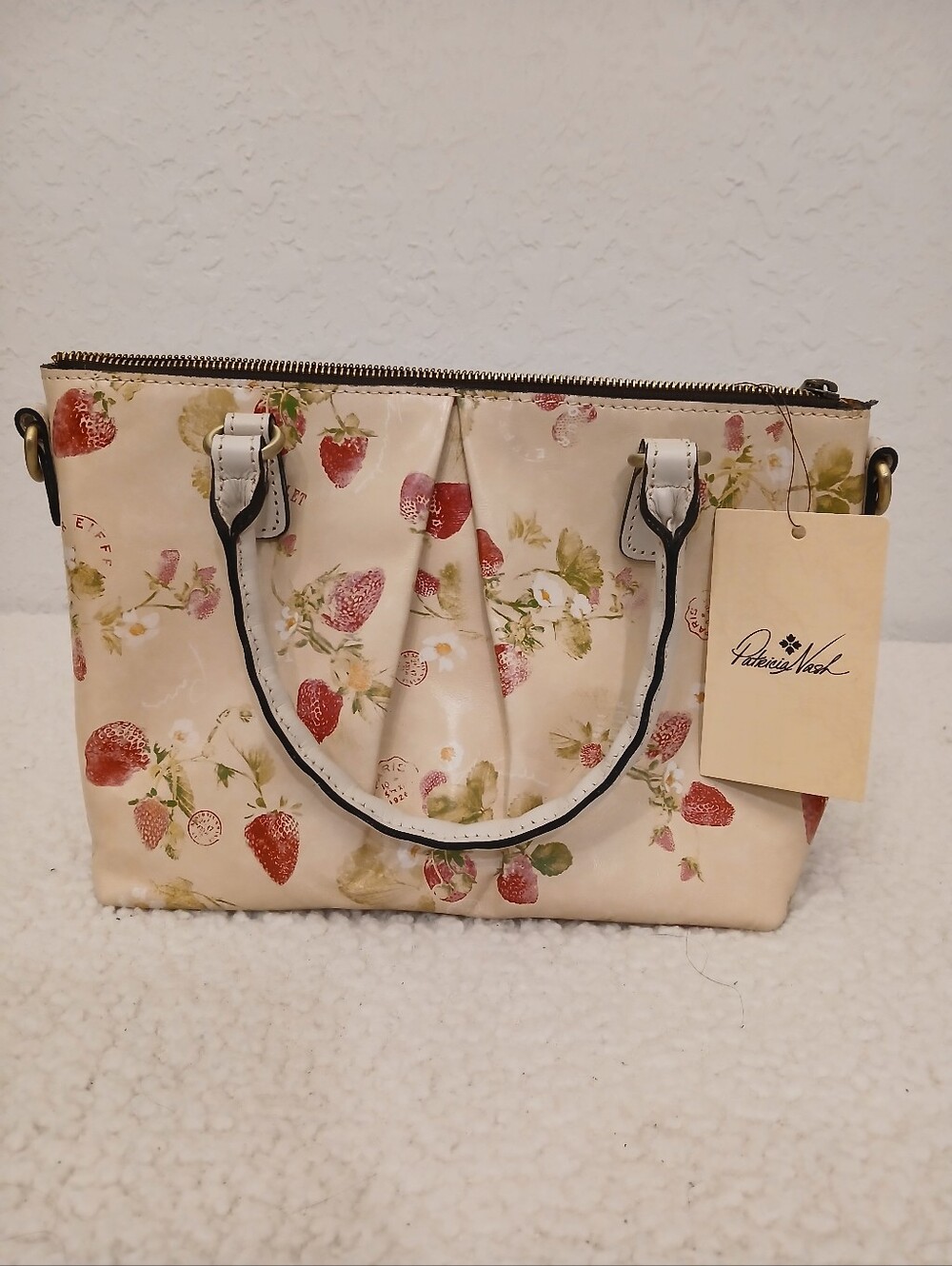 Patricia Nash Zora Top Handle Crossbody In Strawberry Parchment NWT